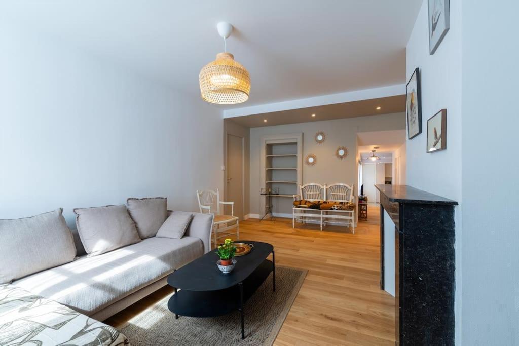 Appartement Meuse & Mono, En Hyper Centre Charleville-Mézières Extérieur photo
