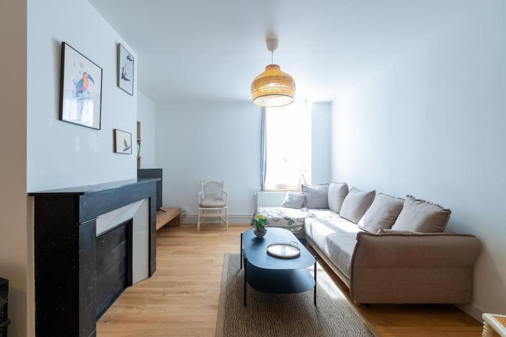 Appartement Meuse & Mono, En Hyper Centre Charleville-Mézières Extérieur photo