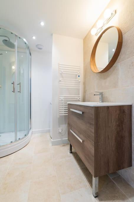 Appartement Meuse & Mono, En Hyper Centre Charleville-Mézières Extérieur photo